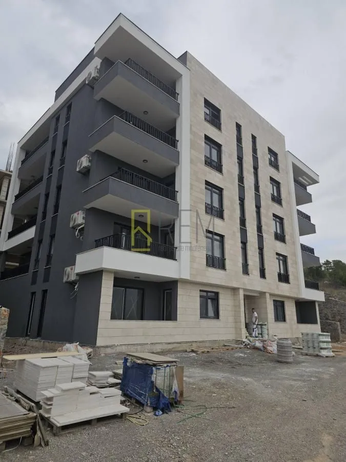 Prodaja, dvosoban stan, 68m², Gorica C, Podgorica