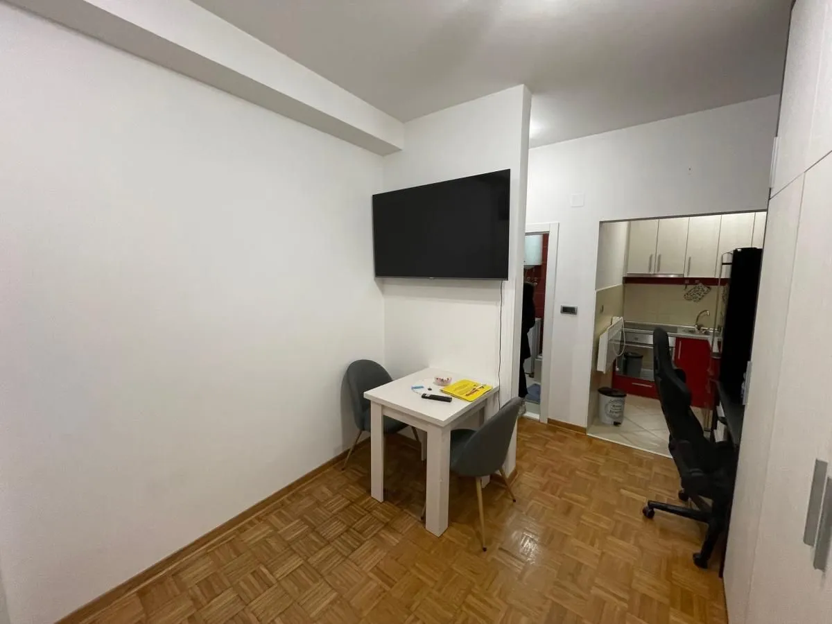 Rent, studio apartment, 22m², Centar, Novi Sad