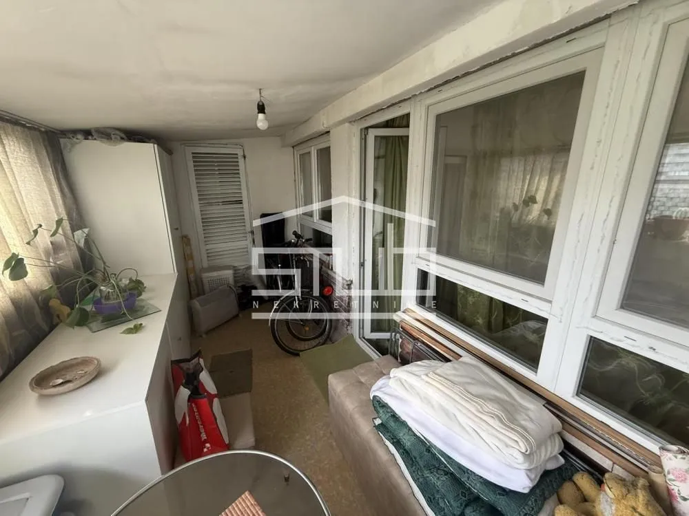 Sale, three bedroom apartment, 57m², Novi Beograd Blok 21, Novi Beograd Sve Podlokacije
