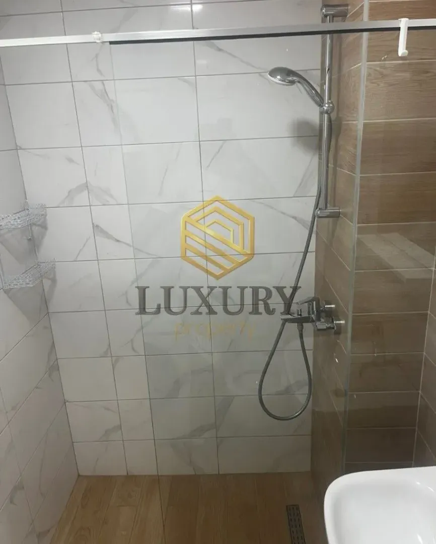 Prodaja, jednosoban stan, 43m², Stari Aerodrom, Podgorica