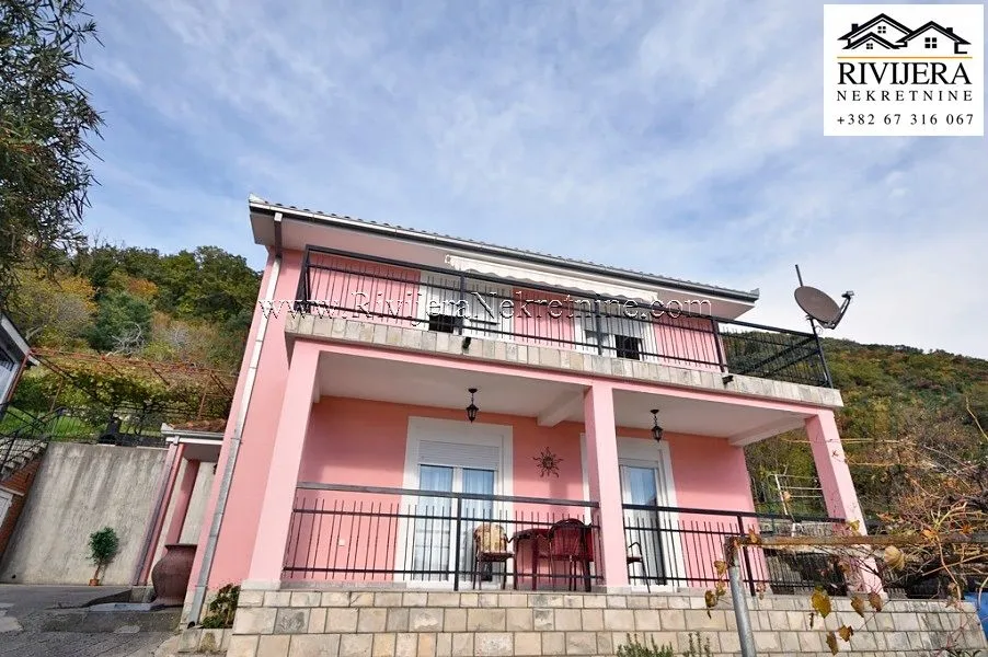 Prodaja, kuća, 144m², Baošići, Herceg Novi