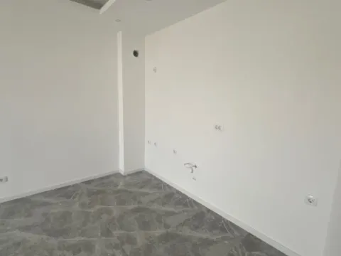 Prodaja, jednosoban stan, 42m², Centar, Ulcinj - image 3
