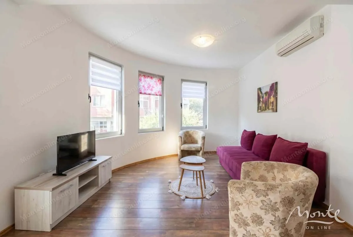 Prodaja, jednosoban stan, 48m², Bečići, Budva