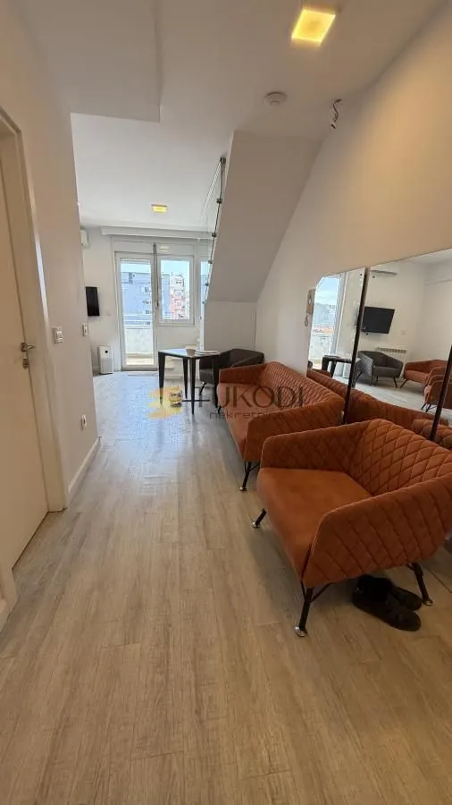 Prodaja, stan, 118m², Vukov Spomenik, Zvezdara Sve Podlokacije