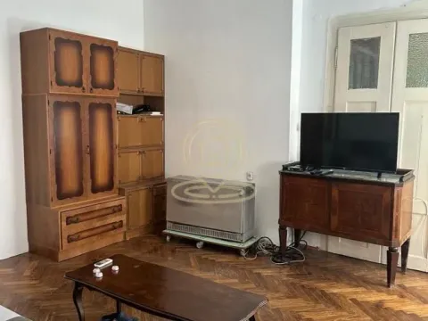 Izdavanje, dvosoban stan, 75m², Vračar Sve Podlokacije, Beograd - image 3