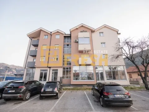 Rent, office space, 260m², Cetinje, Crna Gora