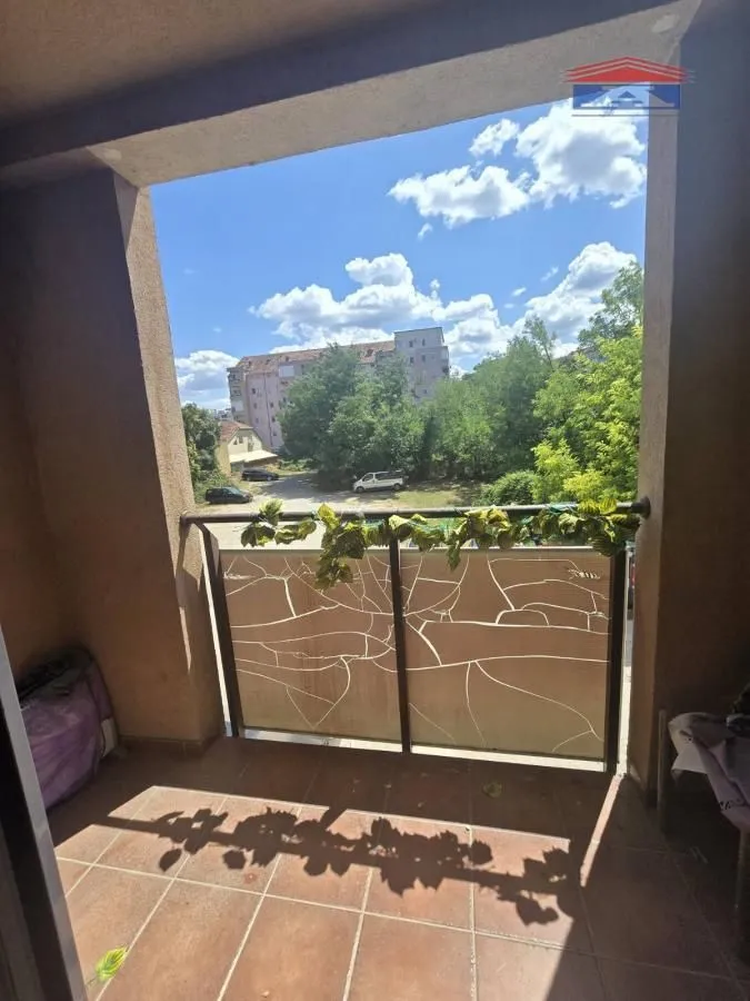 Izdavanje, garsonjera, 28m², Adamovićevo Naselje, Novi Sad Sve Podlokacije