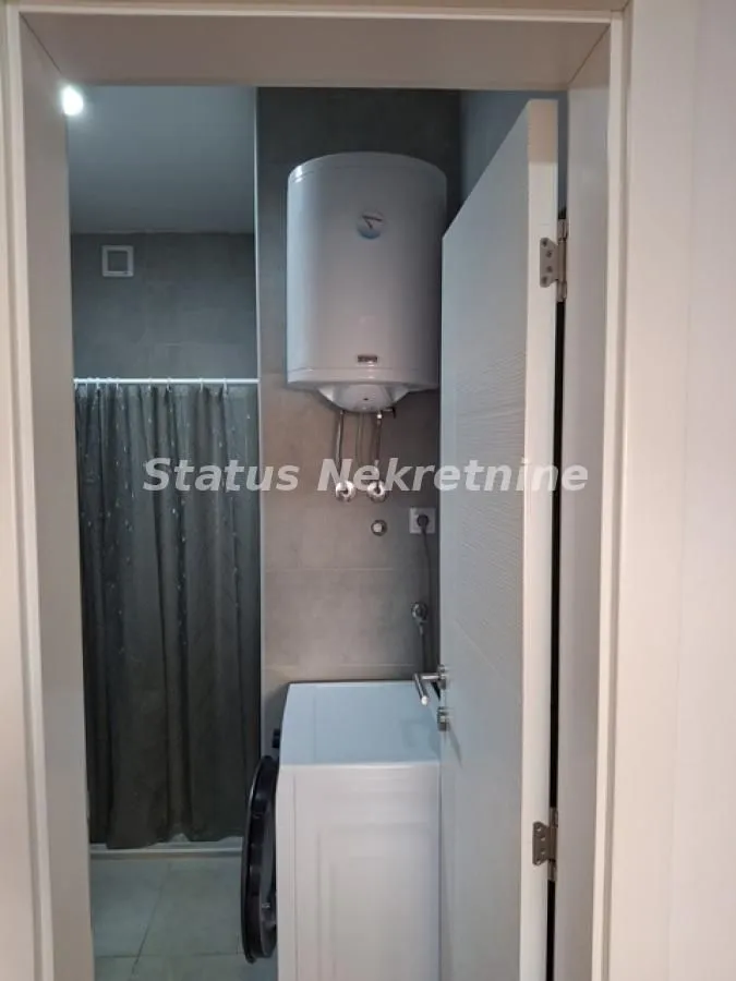 Izdavanje, garsonjera, 21m², Adice, Novi Sad Sve Podlokacije