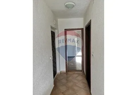 Izdavanje, jednosoban stan, 46m², Stari Aerodrom, Podgorica - image 5