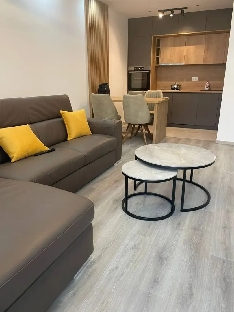 Rent, one bedroom apartment, 57m², Bečići, Budva