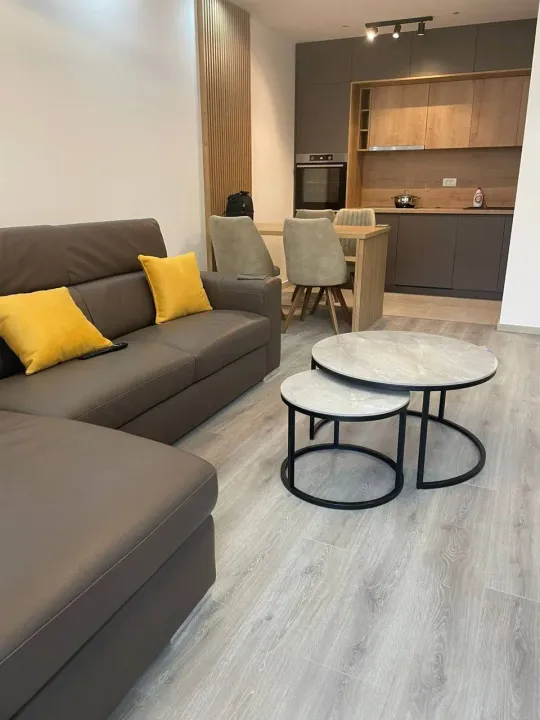 Rent, one bedroom apartment, 57m², Bečići, Budva