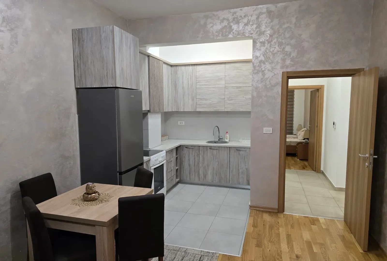 Izdavanje, jednosoban stan, 54m², Zabjelo, Podgorica