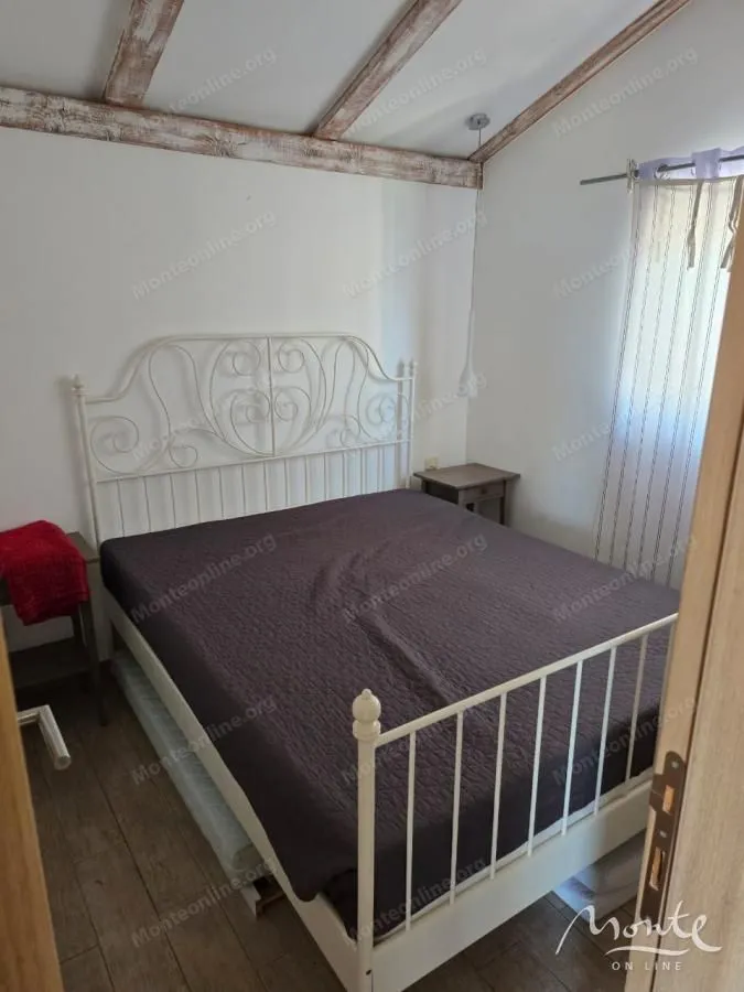 Prodaja, dvosoban stan, 105m², Budva, Crna Gora