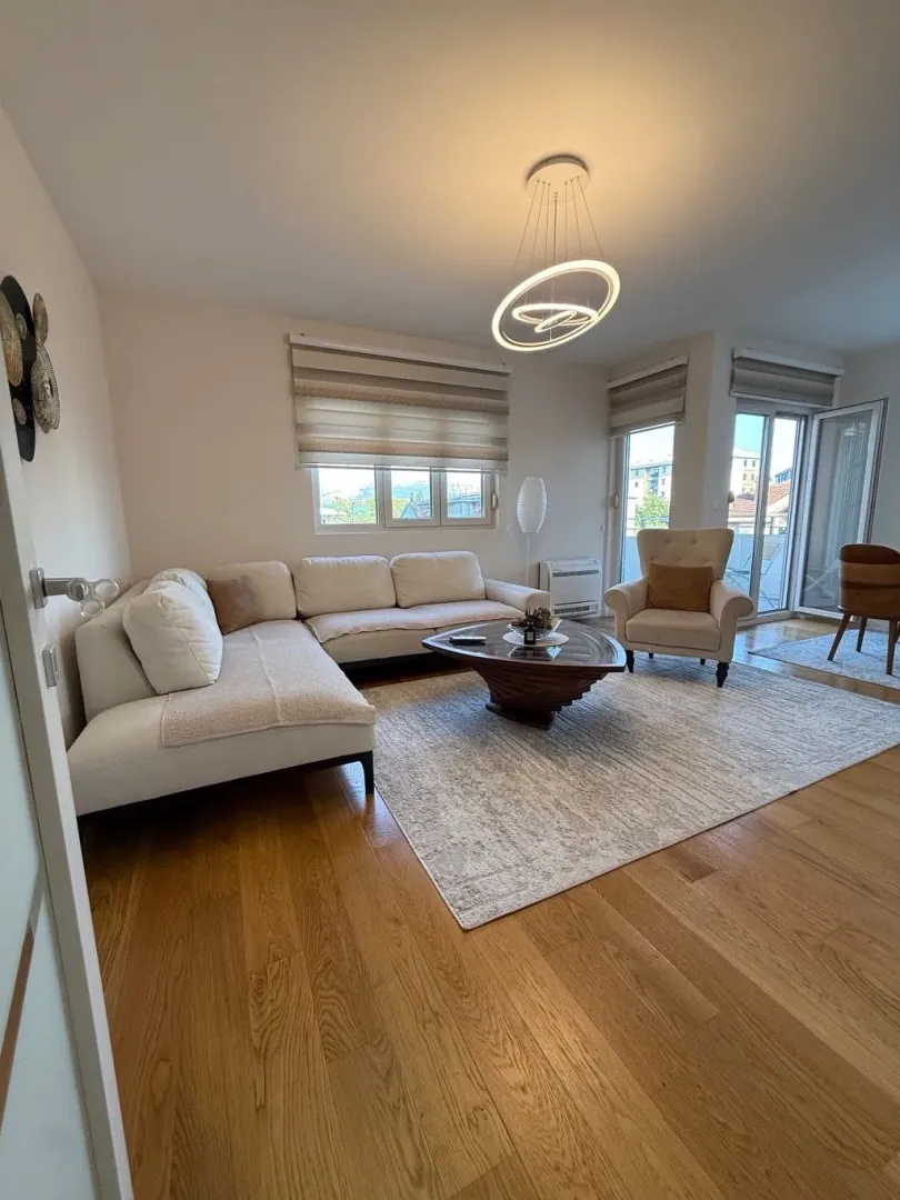 Rent, three bedroom apartment, 96m², Central Point, Podgorica