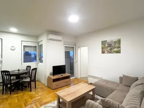 Rent, two bedroom apartment, 56m², Stari Aerodrom, Podgorica - image 1