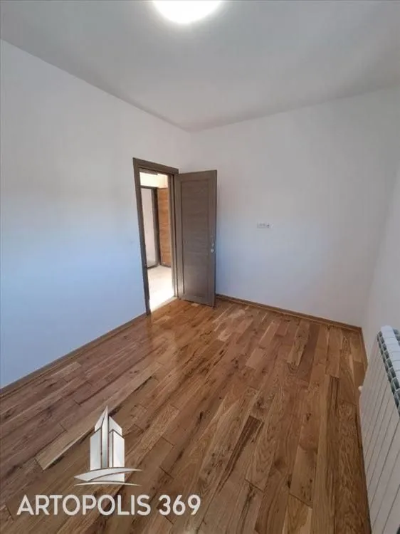Sale, two bedroom apartment, 55m², Borča 1, Borča Sve Podlokacije