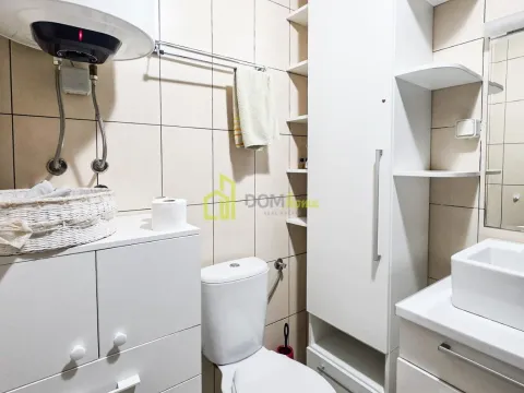 Rent, two bedroom apartment, 80m², City Kvart, Podgorica - image 16