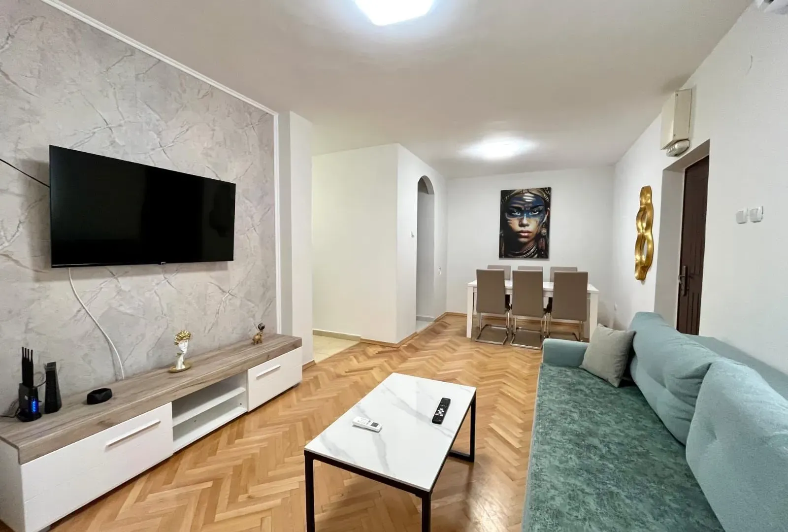 Prodaja, trosoban stan, 80m², Budva, Crna Gora