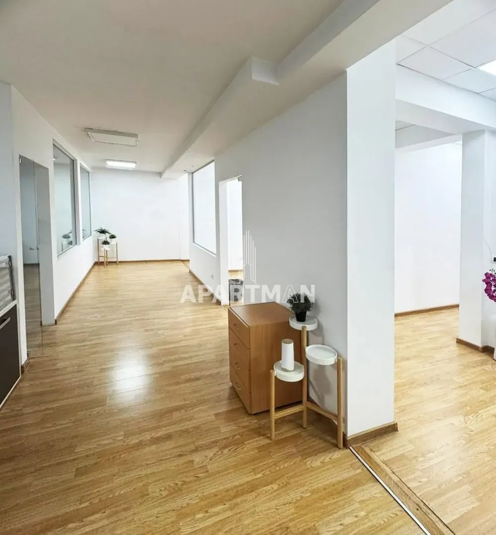 Rent, office space, 297m², Gradska Bolnica, Zvezdara Sve Podlokacije