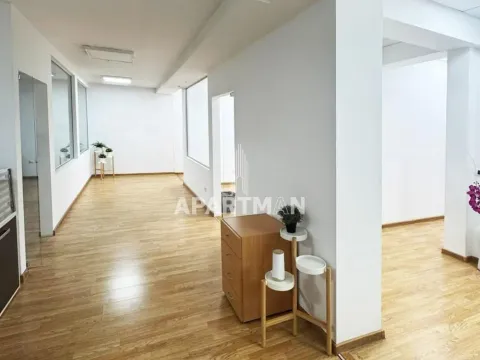 Izdavanje, poslovni prostor, 297m², Gradska Bolnica, Zvezdara Sve Podlokacije - image 7