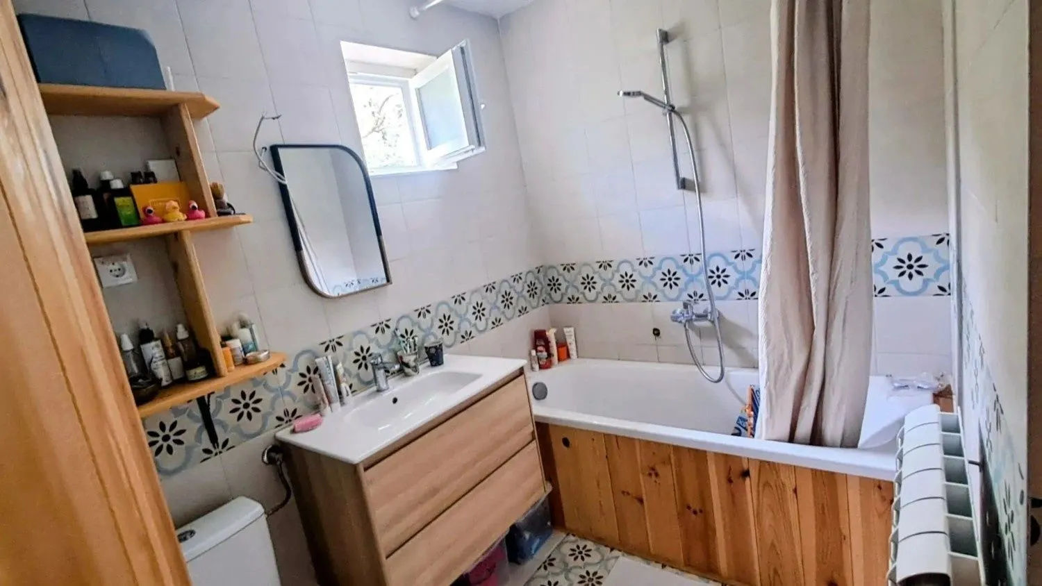 Prodaja, kuća, 285m², Piperi, Podgorica