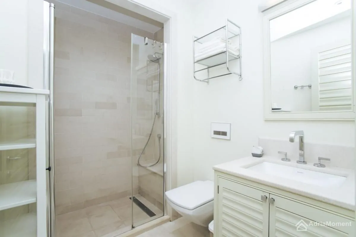 Prodaja, jednosoban stan, 62m², Porto Montenegro, Tivat