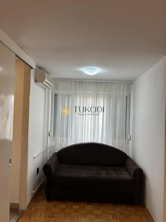 Izdavanje, jednosoban stan, 36m², Liman 4, Novi Sad Sve Podlokacije