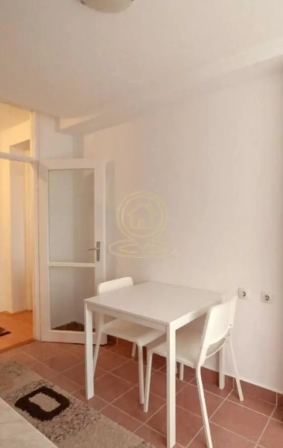 Izdavanje, jednosoban stan, 33m², Grbavica, Novi Sad Sve Podlokacije