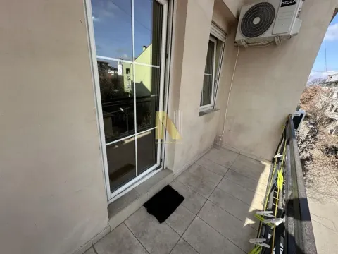 Rent, two bedroom apartment, 50m², Grbavica, Novi Sad Sve Podlokacije - image 9