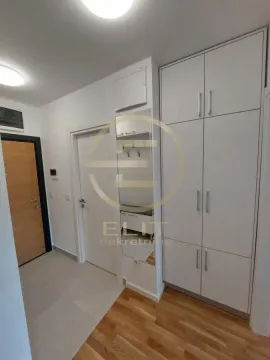 Izdavanje, stan, 37m², Novi Sad Sve Podlokacije, Novi Sad - image 7