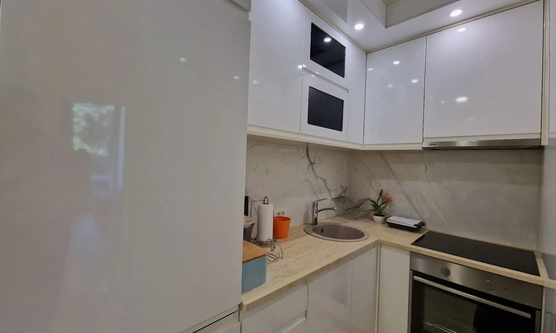Rent, one bedroom apartment, 56m², Budva, Crna Gora