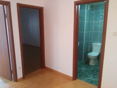 Sale, one bedroom apartment, 45m², Stari Aerodrom, Podgorica - image 5