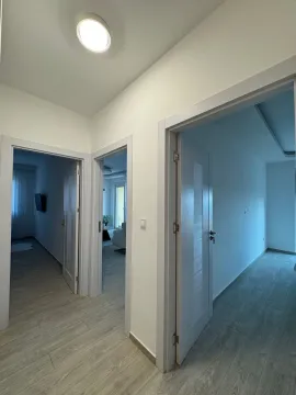 Prodaja, dvosoban stan, 74m², Bečići, Budva - image 10