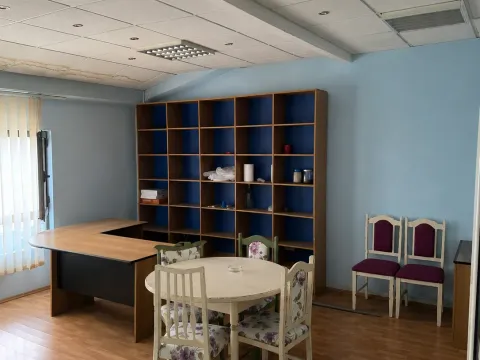 Rent, office space, 95m², Stari Aerodrom, Podgorica - image 3