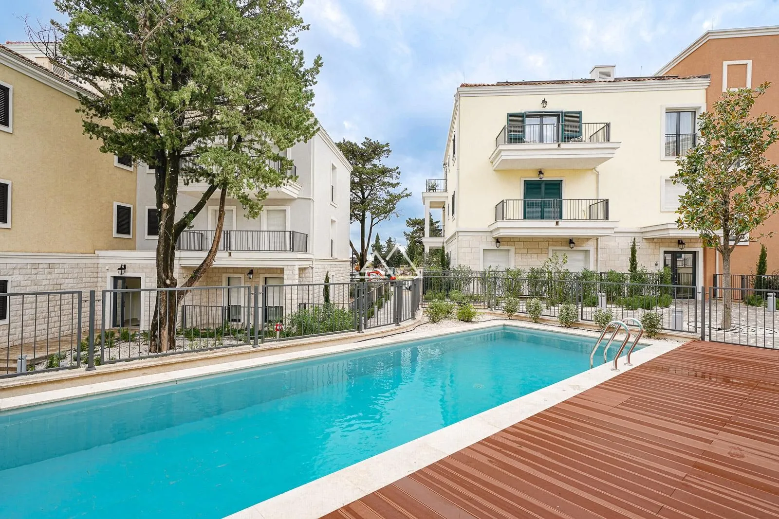Prodaja, jednosoban stan, 65m², Luštica Bay, Tivat