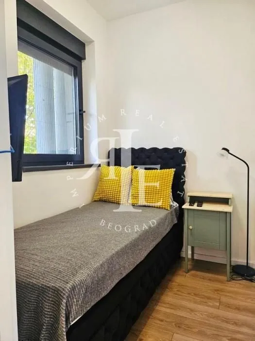 Rent, apartment, 35m², Stari Grad, Beograd