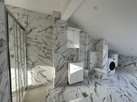 Prodaja, četvorosoban stan, 87m², Budva, Crna Gora - image 9