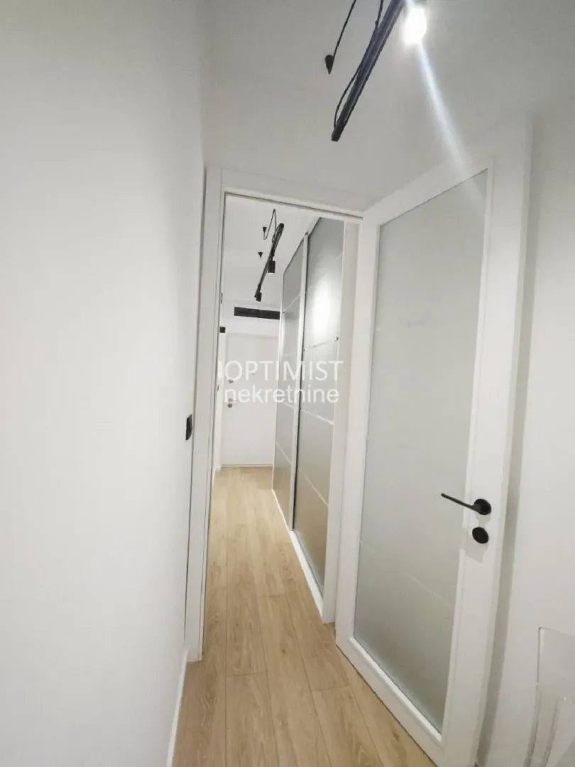 Prodaja, jednosoban stan, 27m², Stari Grad, Beograd
