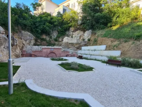 Sale, apartment, 220m², Dedinje Beli Dvor, Dedinje Sve Podlokacije - image 13