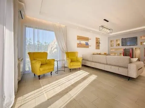 Sale, house, 200m², Krimovica, Kotor - image 3