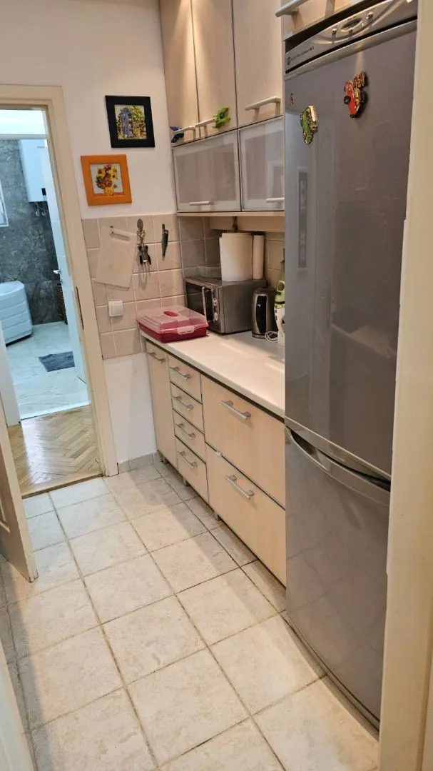 Izdavanje, četvorosoban stan, 108m², Košutnjak, Beograd
