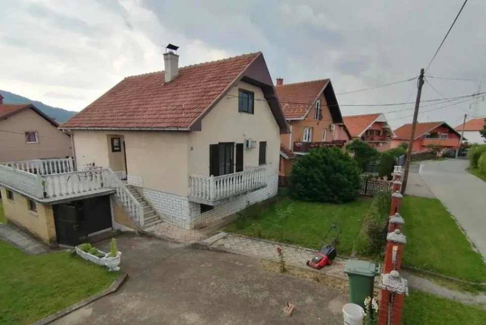 Sale, house, 240m², Arandjelovac, Srbija