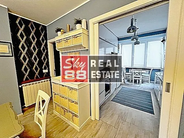 Prodaja, trosoban stan, 80m², Stari Grad, Beograd