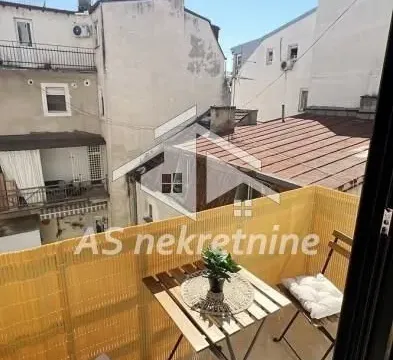 Rent, one bedroom apartment, 40m², Vračar Sve Podlokacije, Beograd - image 8