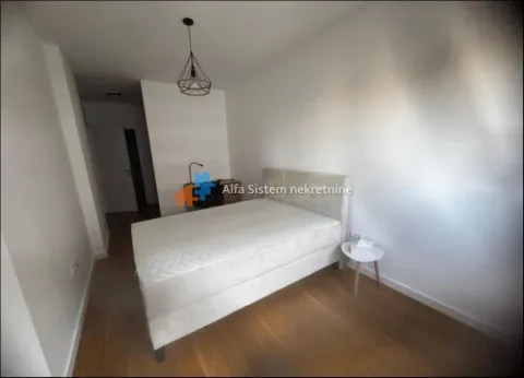 Izdavanje, trosoban stan, 76m², Skojevsko Naselje, Beograd - image 13
