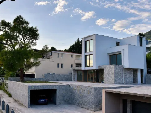 Sale, house, 300m², Šušanj, Bar - image 4