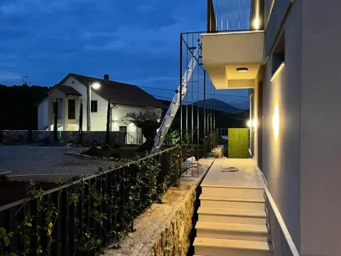 Rent, house, 300m², Vranići, Podgorica - image 9