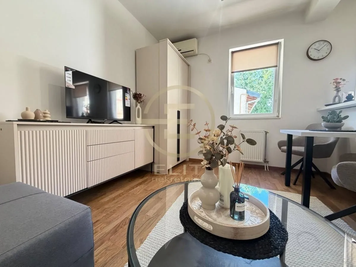 Prodaja, garsonjera, 26m², Nova Detelinara, Novi Sad Sve Podlokacije