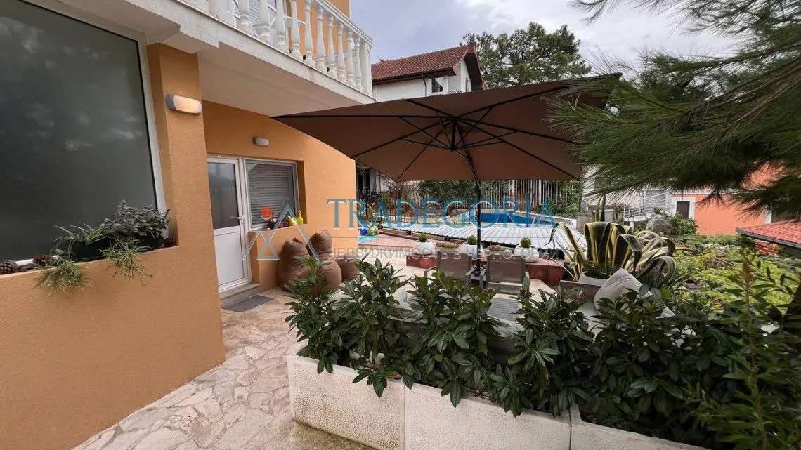 Prodaja, dvosoban stan, 40m², Kotor, Crna Gora