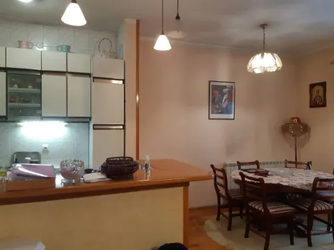 Prodaja, četvorosoban stan, 99m², Neimar, Vračar Sve Podlokacije - image 3
